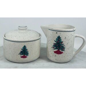 Vtg Holiday Stoneware Creamer & Sugar Set Christmas Tree‎ Red Green Folk Craft